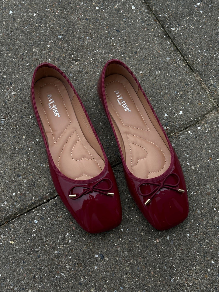 Vera Ballerina - Burgundy