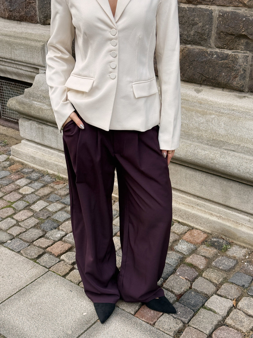 Nora-housut, lyhyt malli - Luumu