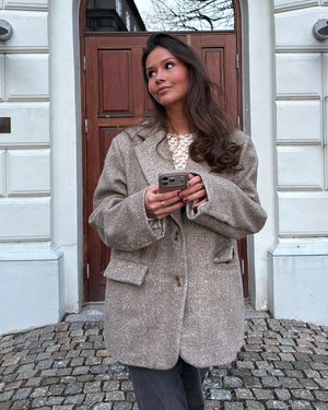 Elnora-bleiseri – Beige/valkoinen