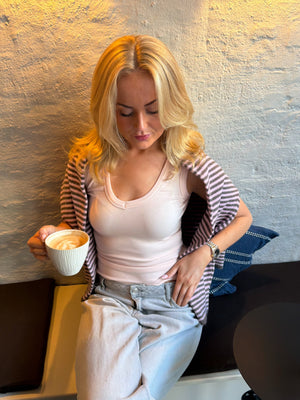 Stinna V-hals tanktop - Lichtroze