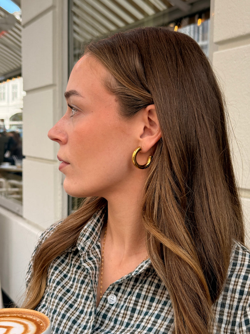 Eve Medium Hoop Earrings - Gold Plated
