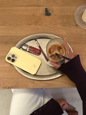 iPhone 15 Pro Cover - Butter Yellow