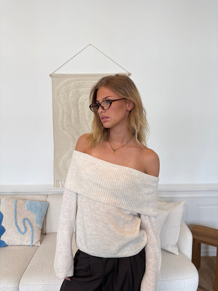 Sally off-shoulder gebreide trui - gebroken wit