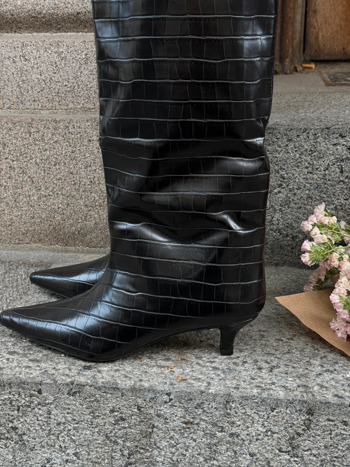 Madelaine Faux Leather Boots - Black Crocodile