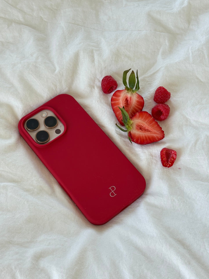 iPhone 15 Cover - Cherry Red