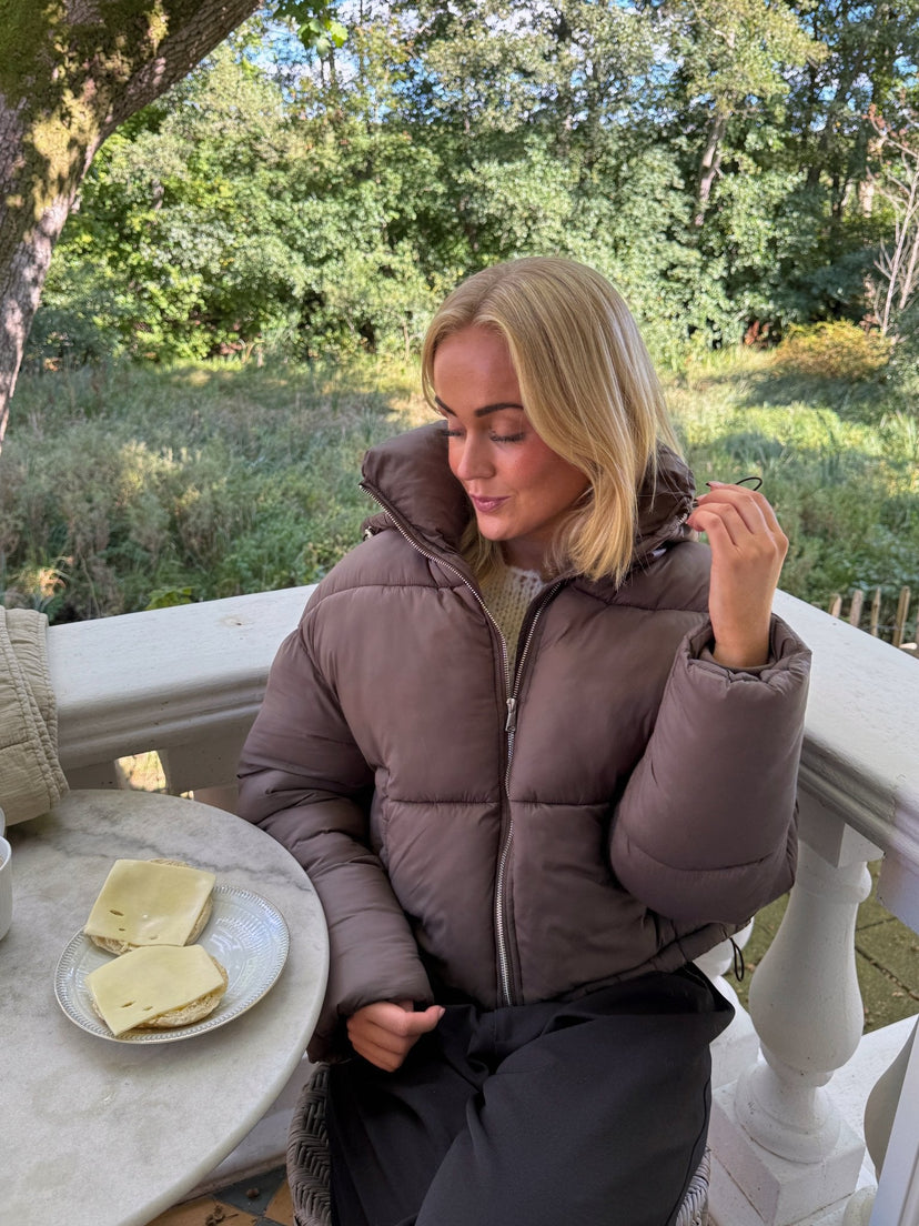 Josefine Short Puffer Jacket - Licorice