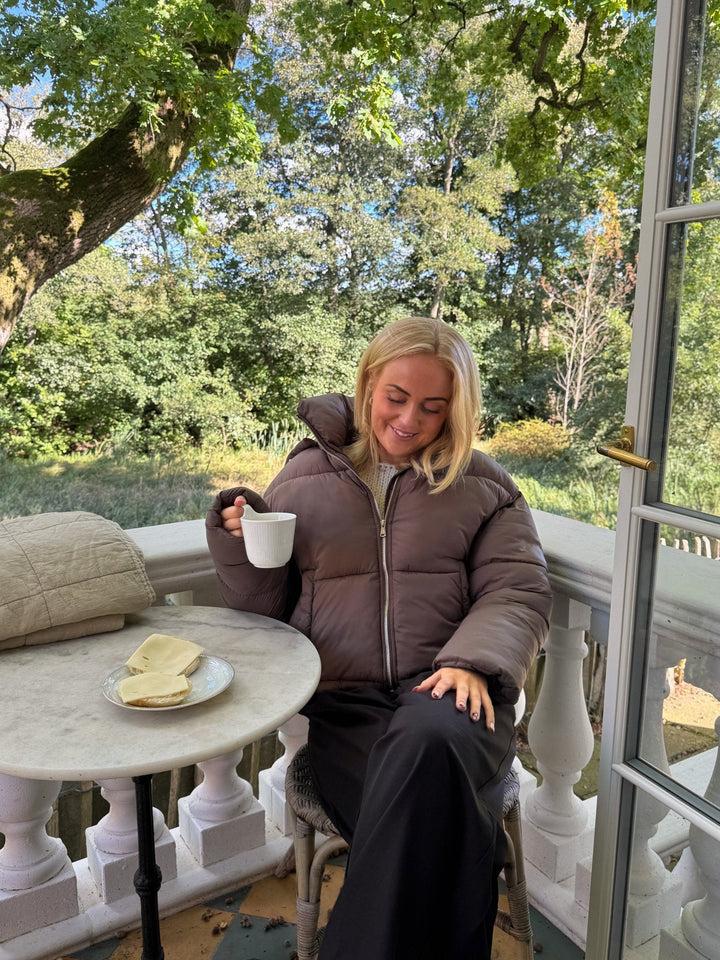 Josefine Short Puffer Jacket - Licorice